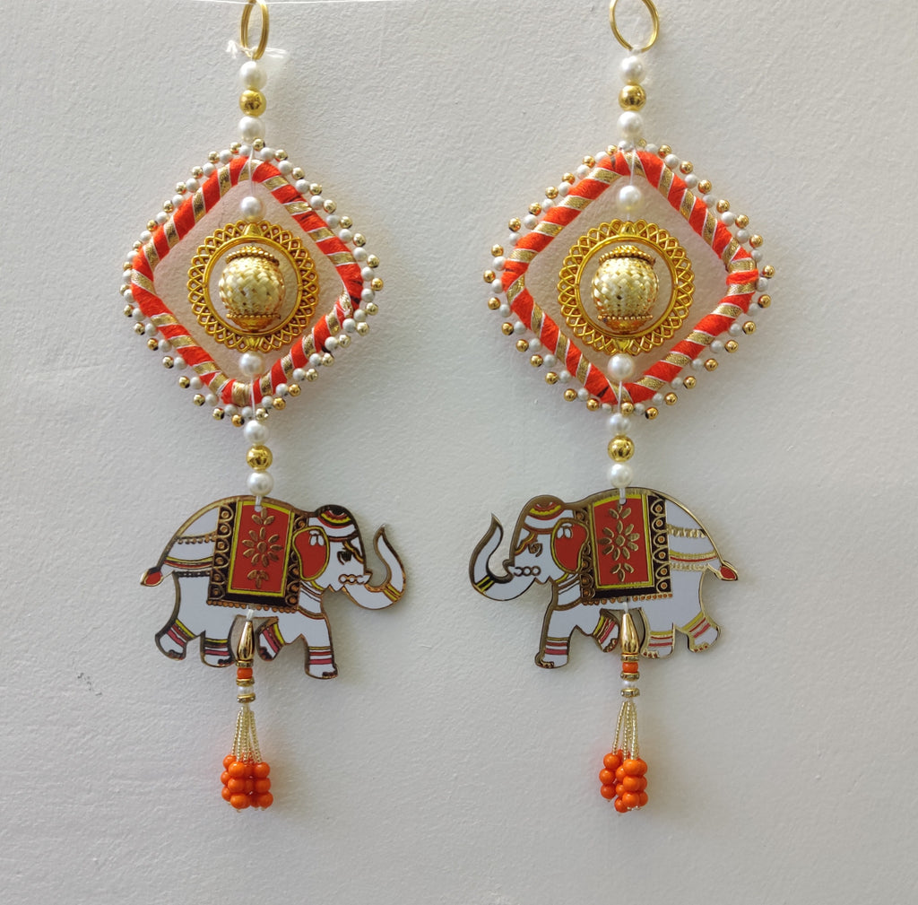 Hanging Pair TLT109