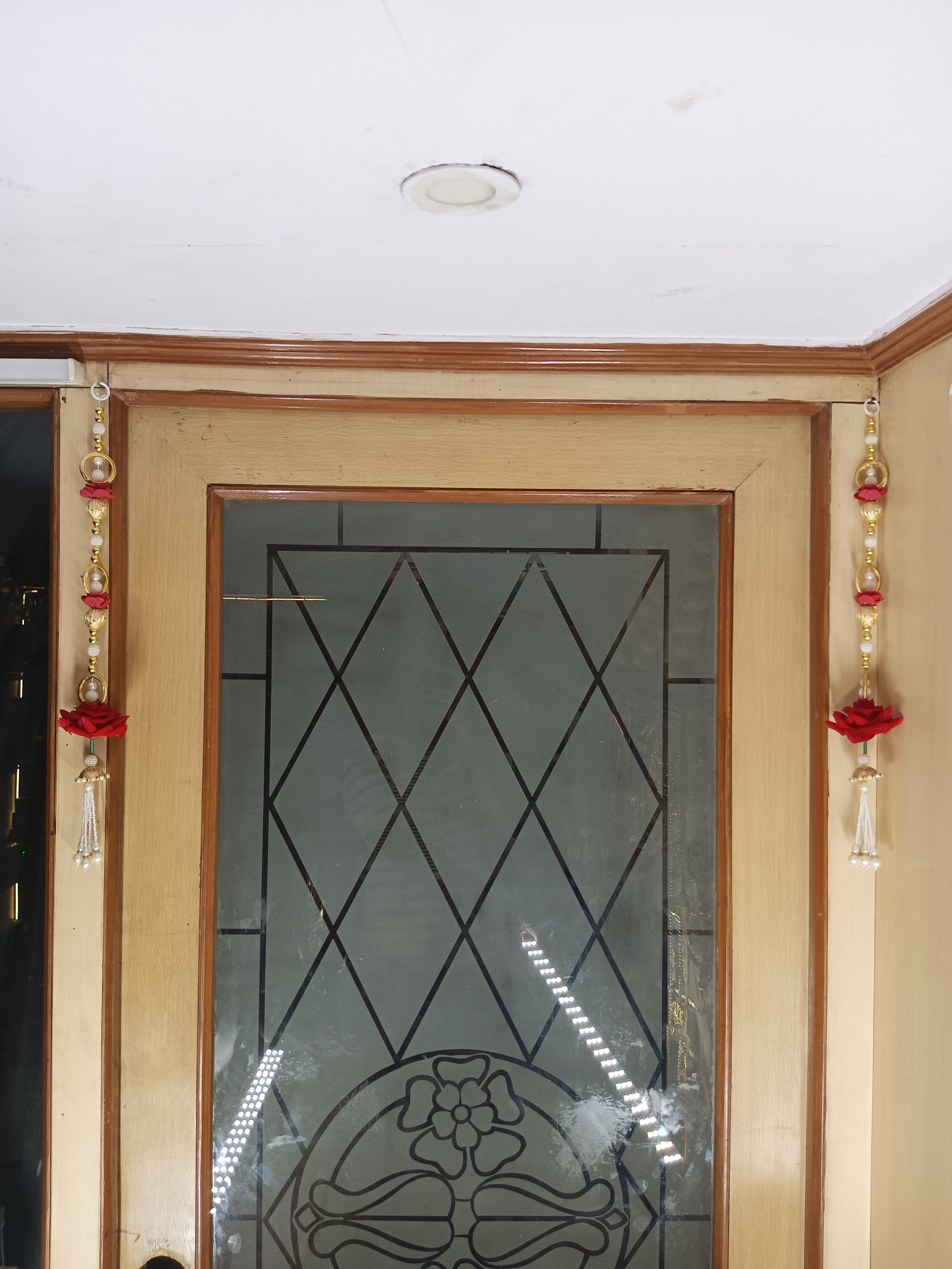 Hanging Latkan Pair TLT117