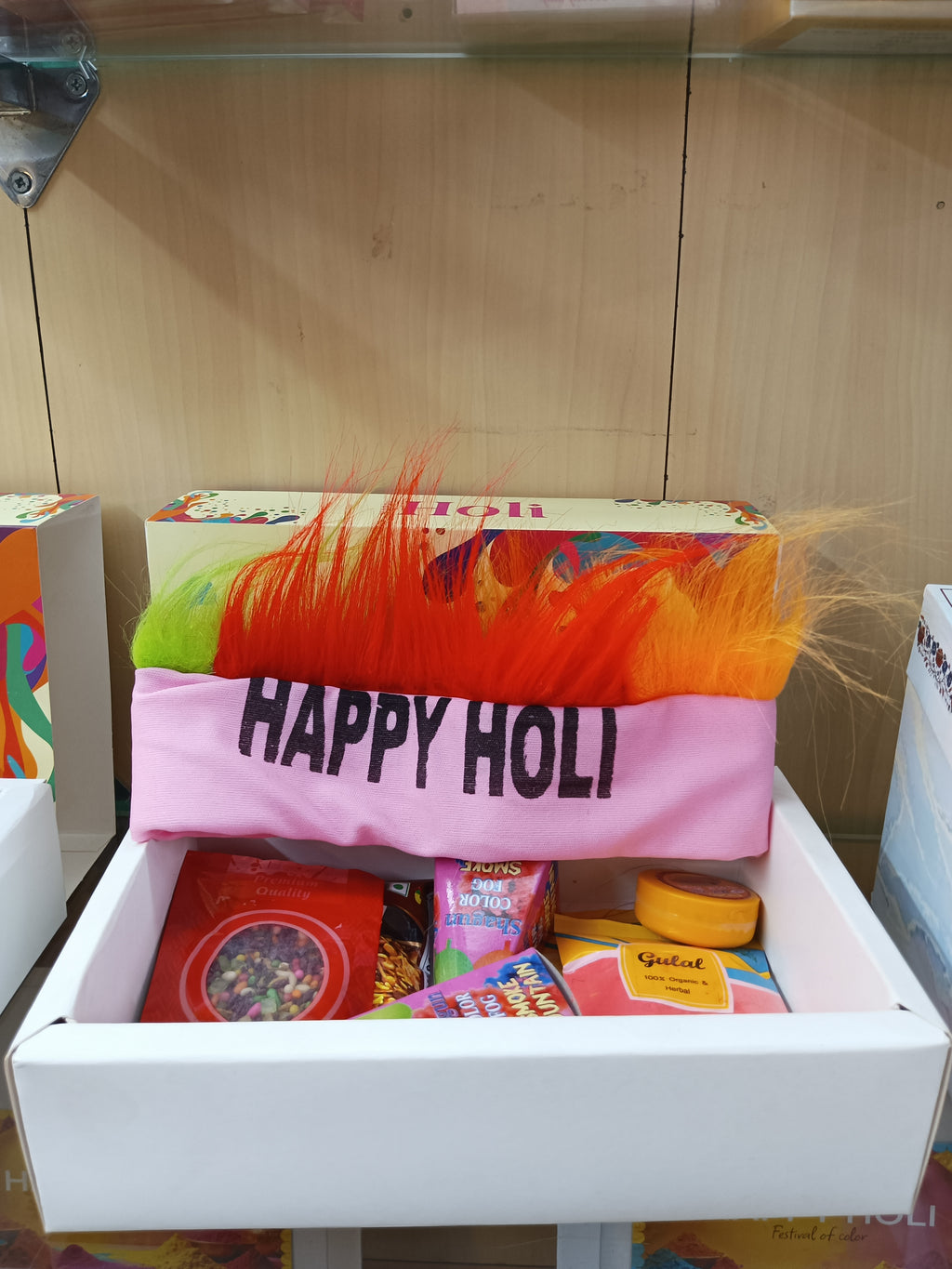 Holi Gift Hamper HLC29